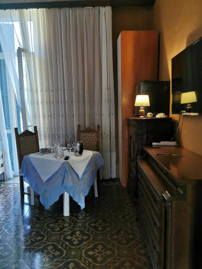 Albisola bed&breakfast Albisola Superiore Eksteriør billede